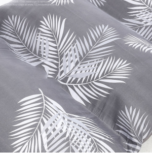 • المرتبة الارضية قابلة للطي(Gray tropical design)
