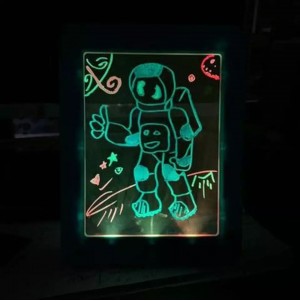 سبورة الاطفال المضيئة Magic Pad
