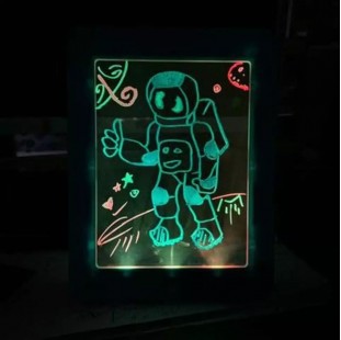 سبورة الاطفال المضيئة Magic Pad